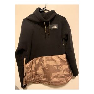 North face fleece jacket